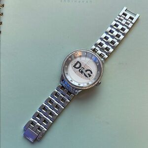 D&G Silver Smartwatch with Crystal Bezel and Stainless Steel Band